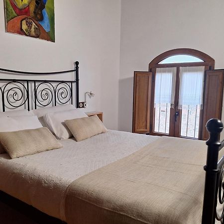 Apartament Santa Anna Apartment Montblanc Exterior photo